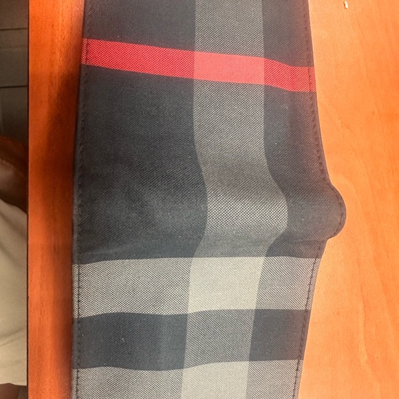 Burberry Men's Wallet - Navy and Red - Picture 3 of 11